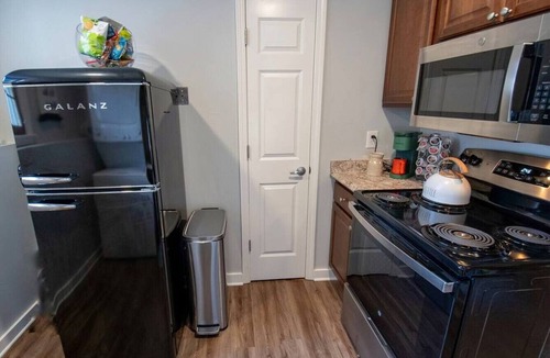 Oread Apartment | Stylish, comfortable, and just minutes from Mass Street
