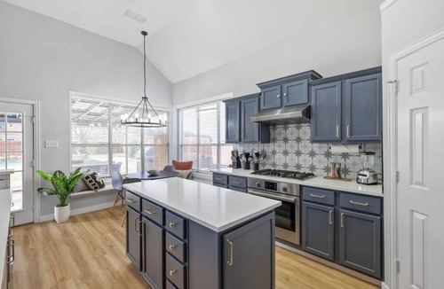 Fossil Creek House | Stylish, Spacious, Convenient - 6-BD/2.5-BA + Pool