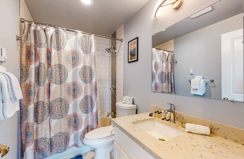 South Seattle House | Stylishly Updated Beacon Hill Gem: Near I-5, Light Rail & Seattle City Center