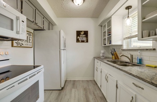 Magnolia House | Suburban Sanctuary: Magnolia Home w/Backyard!