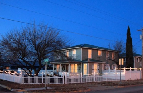 San Angelo Bed & Breakfast | Suite, Courtyard view at Music Garden Mansion