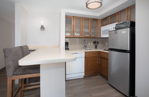 Dupont Apartment | Suite w/Full Kitchen | Near DEN | Free Breakfast