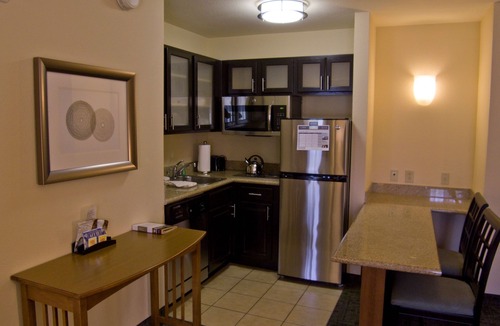 Energy Corridor Apartment | Suite with Pool Access, Free Shuttle, Buffet Breakfast + 24h Business Center