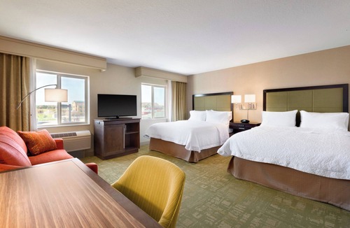 Gillette Hotel | Summit Suites