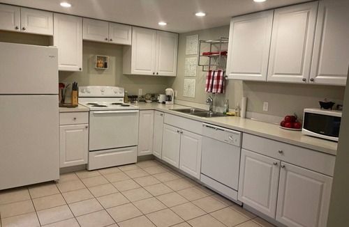 Sunland Estates Villa | *Sunland Estates* Cozy quiet home