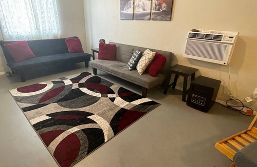 Sunland Estates Villa | *Sunland Estates* Cozy quiet home