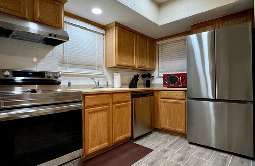 Las Cruces Condo | Sunlit Crosses Escape for Traveling Professionals