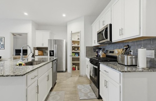Richmond House | Sunset Creek Sanctuary - Spacious Family Home