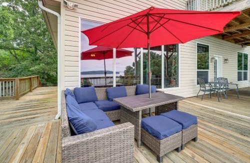 Longtown House | Sunset View Deck! Lake Eufaula Family Getaway