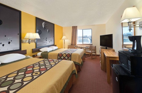 Alamogordo Hotel | Super 8 by Wyndham Alamogordo/White Sands