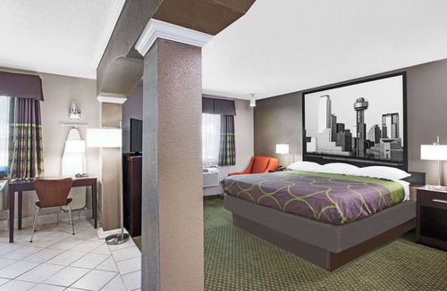 Bedford Hotel | Super 8 by Wyndham Bedford DFW Airport West