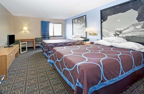 Fort Collins Hotel | Super 8 by Wyndham Fort Collins