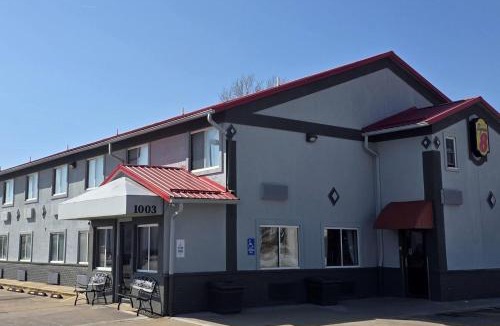 Jacksonville Hotel | Super 8 by Wyndham Jacksonville