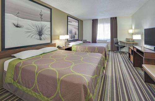 Roswell Hotel | Super 8 by Wyndham Roswell