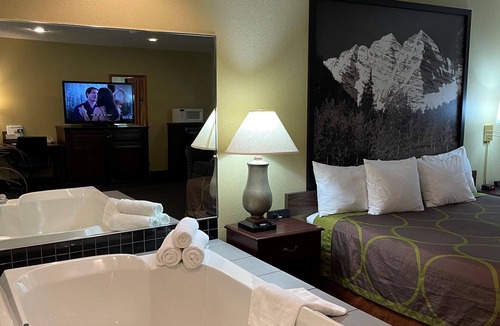 Trinidad Hotel | Super 8 by Wyndham Trinidad