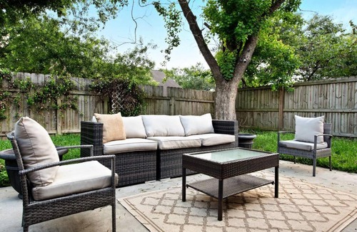 Katy Apartment | Super Cozy Entire House ABL Near Downtown - Book Now !