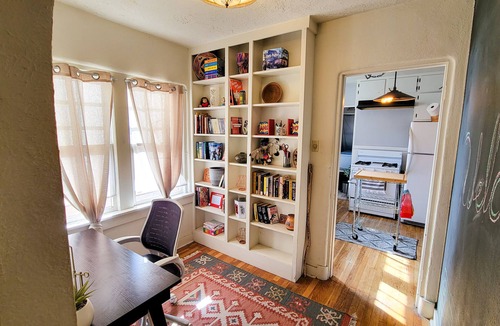 Nob Hill House | Super cozy southwestern style house. Lots of food/activities nearby.