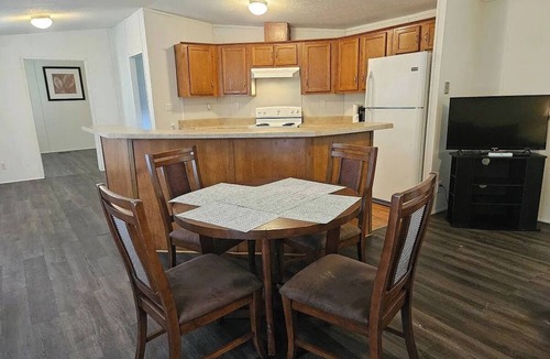 Voth House | Superb 3-bedroom mobile home in charming Vidor #23