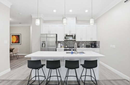 Greater Fondren Southwest House | SW Houston 2BR | King Beds, Pets Welcome