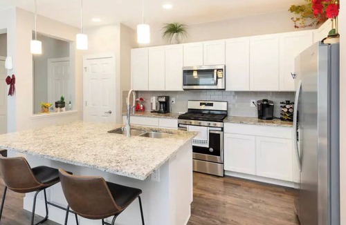 Gateway House | Sweet Home at DIA
