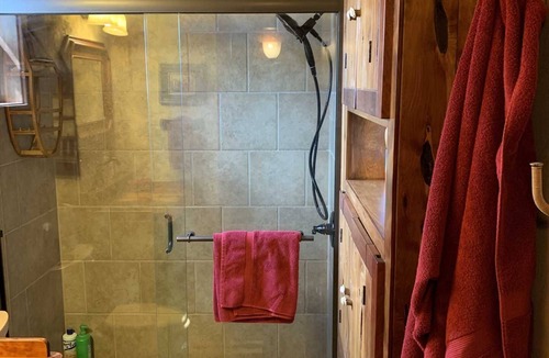 Comfort House | Tabasco Ranch Antler Cabin