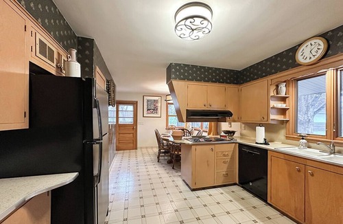 Bellevue House | Tailored Ranch Home