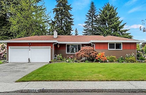 Tumwater House | Tartan Tango - 2BR family rambler near Tumwater HS - low fees