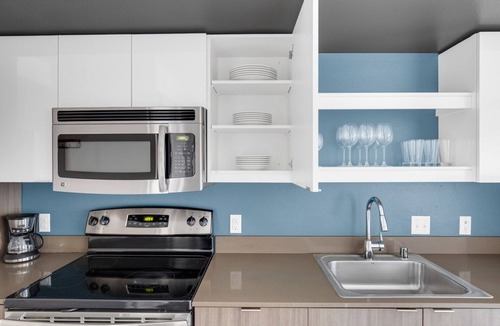 Broadway Apartment | Tasteful Capitol Hill 1BR w/Gym & Roof Deck, near I-5, by Blueground