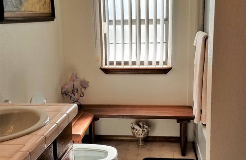 Boles Acres House | Tavares Inn