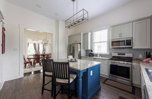 Government Hill House | TCH - Spacious 3bed/3.5 bath in San Antonio