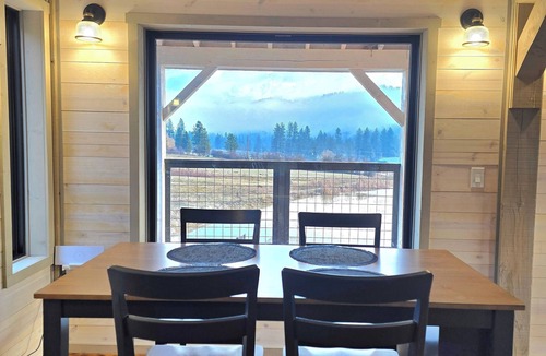 Garden Valley Cabin | Tease & Please Cabin~ Your Spicy Mountain Getaway🌶
