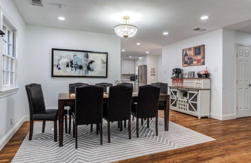 Tech Terrace House | Tech Terrace Retreat 3BD, Walk to TTU, Hot Tub, Fire-Pit, Parking for 6 cars