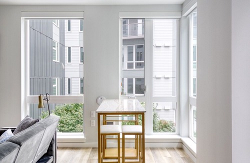 South Lake Union Apartment | Tellus on Dexter, 403 Dexter Ave N in Seattle