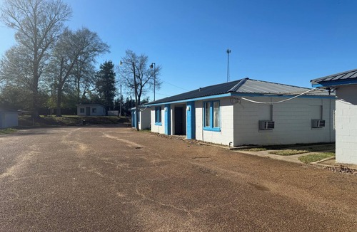Natchez Hotel | Terrace Motel