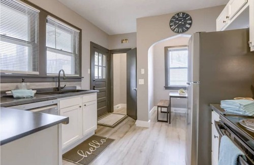 Council Bluffs House | Terrific Two Story Townhome!