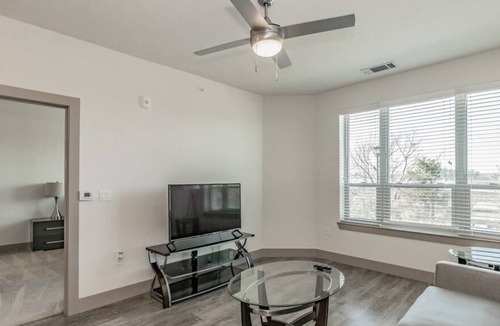 Highland Village Apartment | Texas Corporate Housing Solutions Professional Apt