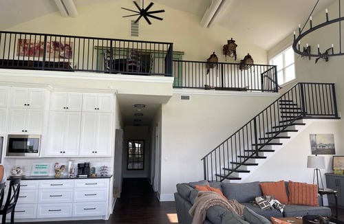 Gober House | Texas Farmhouse/Ranch on 150 Acres - NEW CONSTRUCTION - Sleeps 18