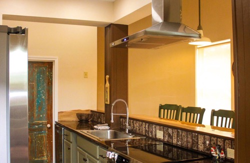 Boerne House | Texas Hill Country views at The Oval House on the Owl Spring Ranch near Boerne