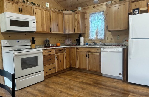 Licking Cabin | Texas Longhorn Ranch-Private Cabin-Pasture Views