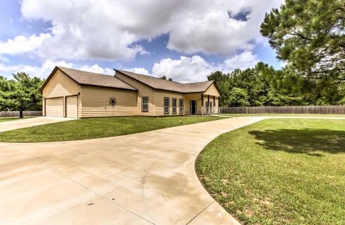 Marshall House | Texas Vacation Rental with Fireplace, Near Lakes
