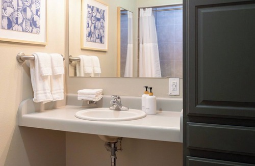 Wheatland House | Thankers