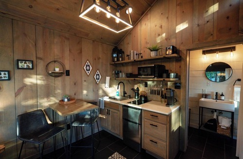 Hondo Cabin | The Arrowhead Cabin