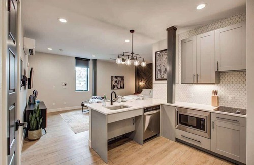 Berkeley Apartment | The Asher - Boutique Hotel - Sleeps 14 - Events