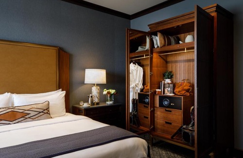 Amarillo Hotel | The Barfield, Autograph Collection