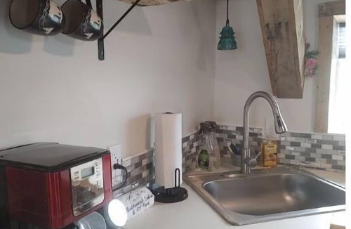 Bandera Apartment | The Boulderdash Bird House studio apt! Wonderful tree top setting, in nature!