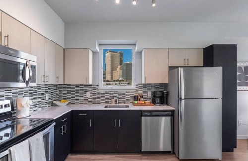 Pioneer Square Apartment | The City Lookout | Views + Walk to Stadiums