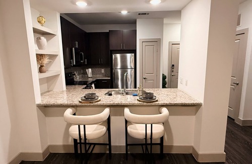 Farmers Branch Apartment | The City Nest - Near Dallas & DFW Airport