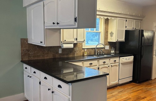 Springdale House | The Coffey House Circa 1894 Sleeps 8