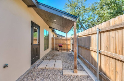 San Angelo House | The Concho - 3 BR - 2.5 BA