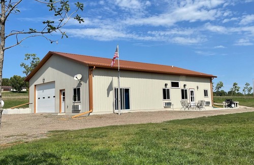 Bon Homme County House | The Copper Lodge in Springfield